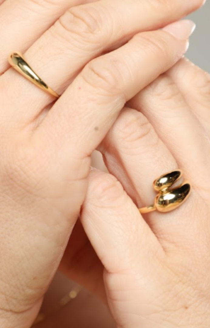 Bold ring