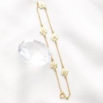 Flowers diamond bracelet