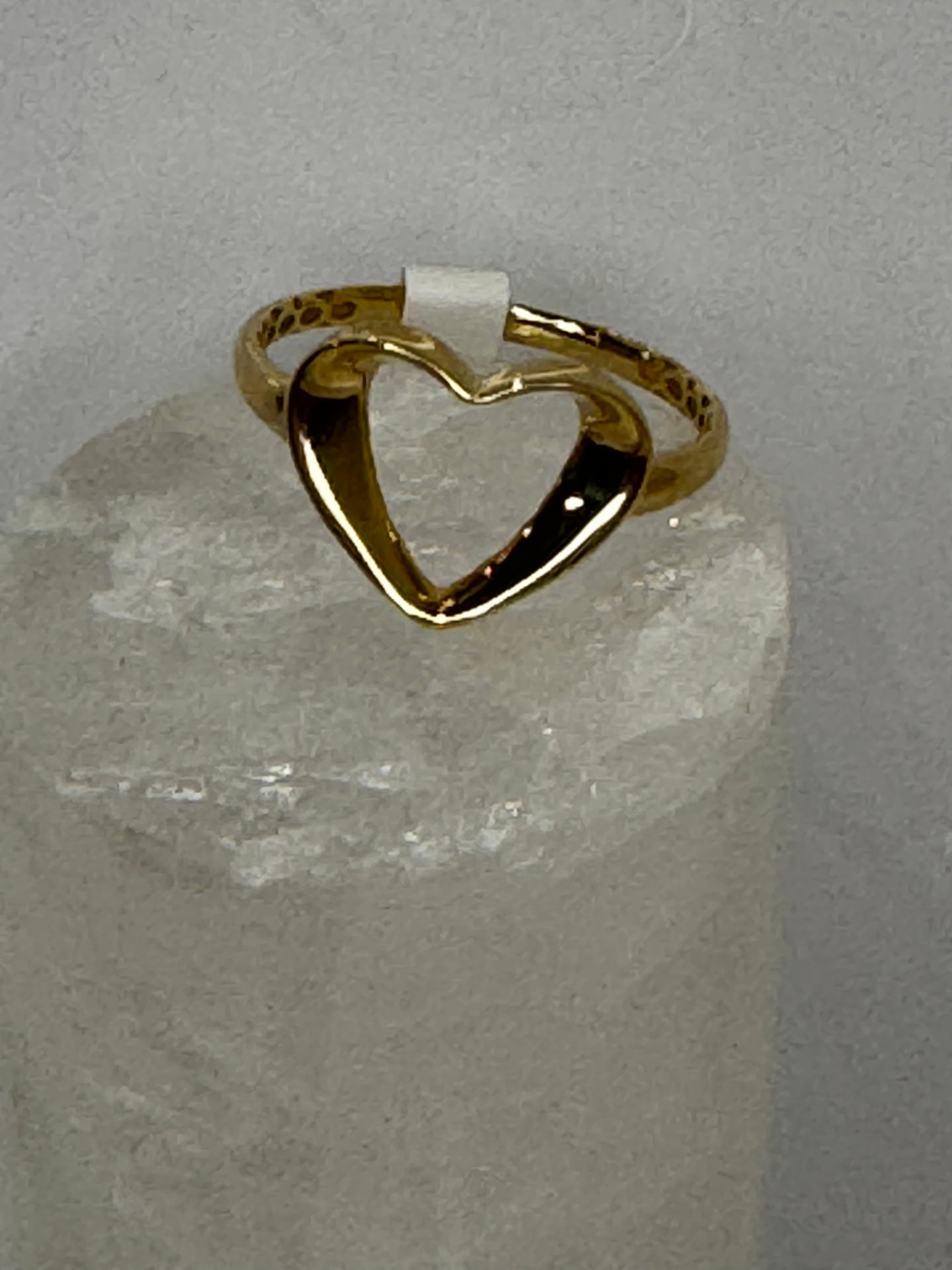 Hollow heart ring