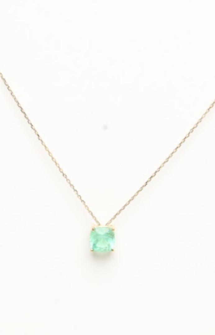 Square emerald necklace