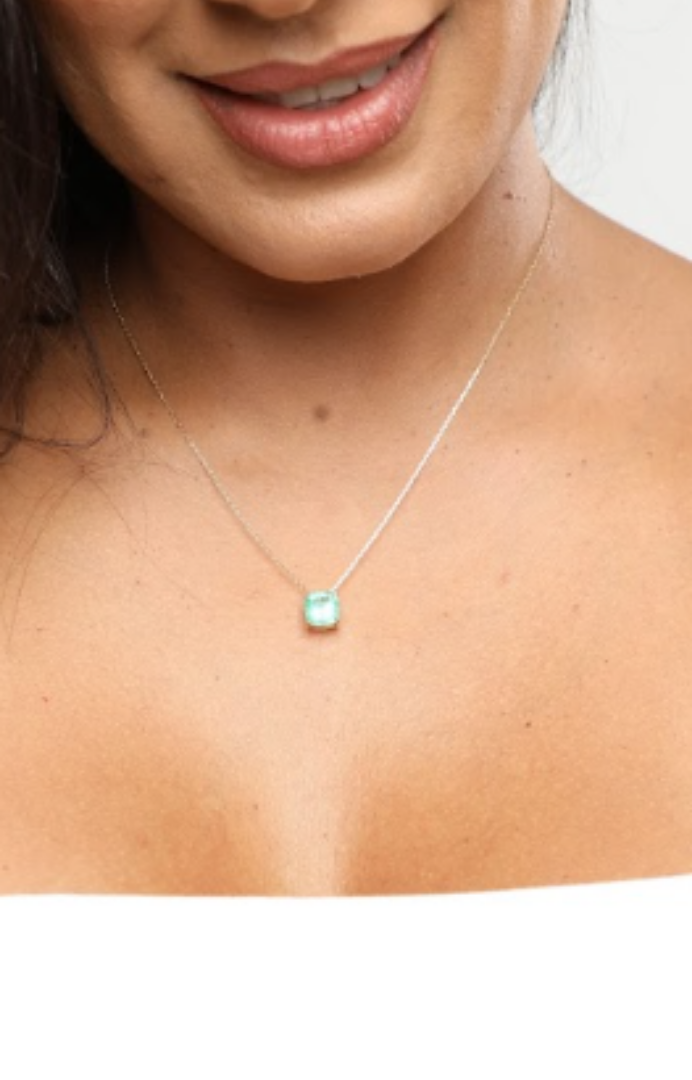Square emerald necklace