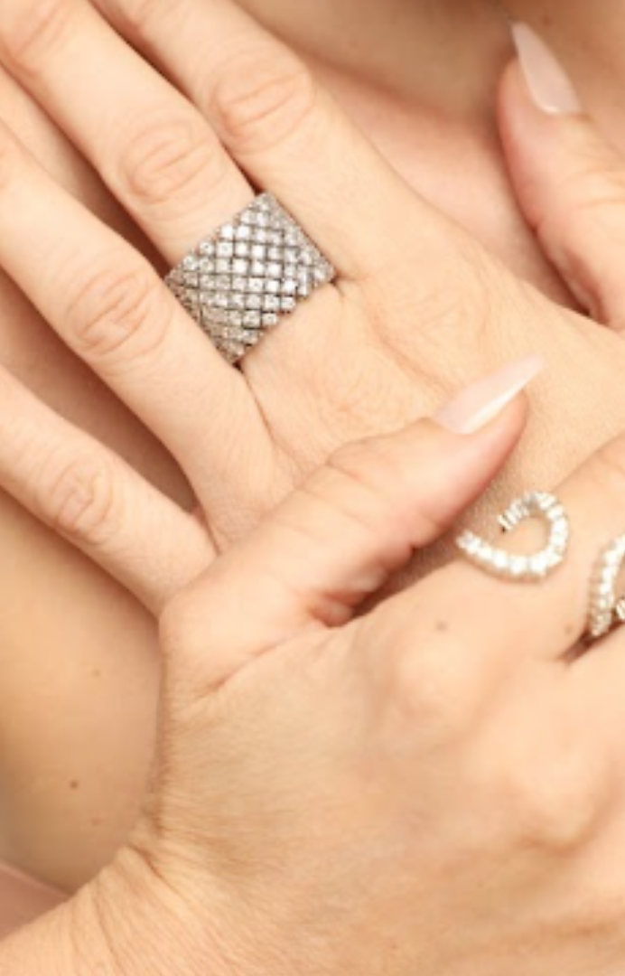 18k White Gold Wide Pavé Diamond Band