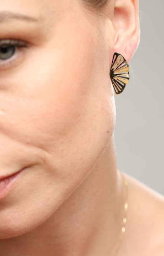 18k Yellow Gold Fan Earrings