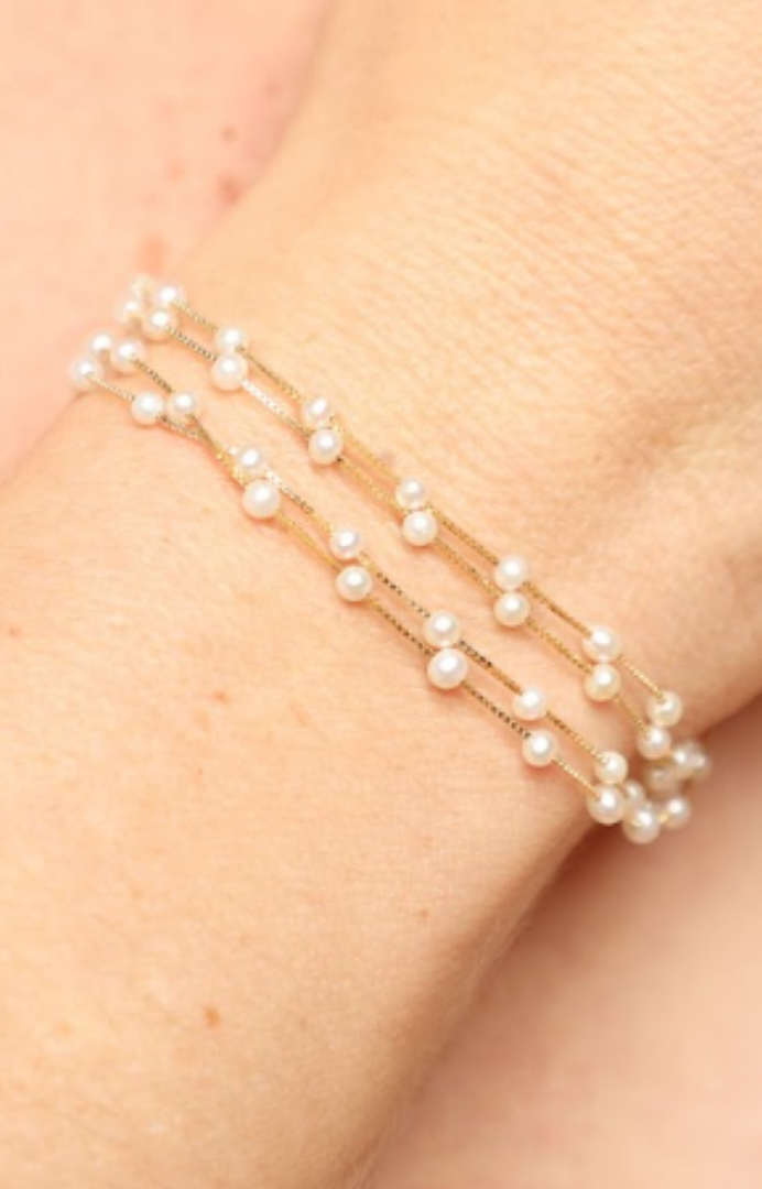 1,30cm pearls yellow gold necklace