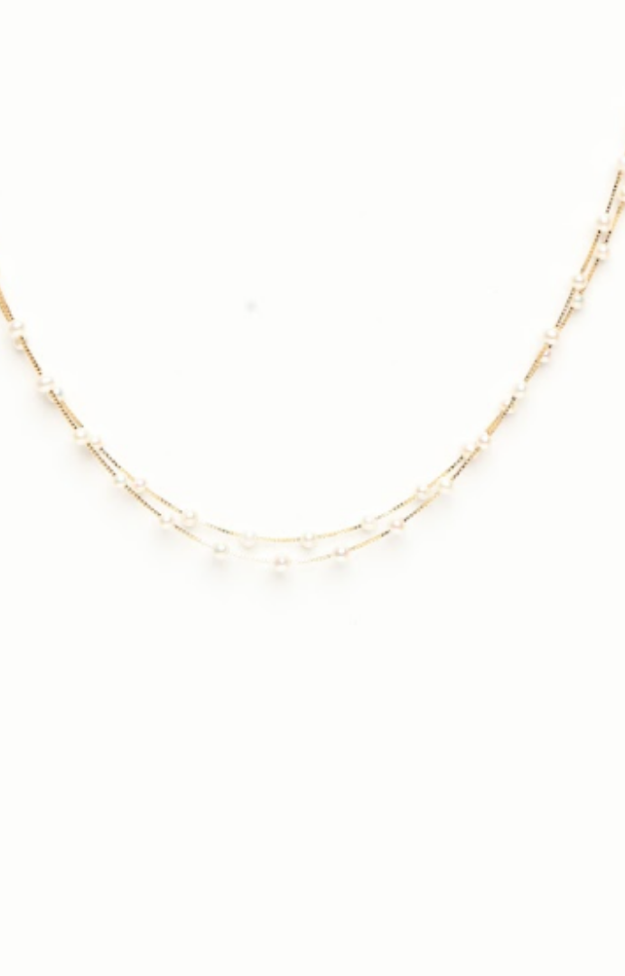 1,30cm pearls yellow gold necklace